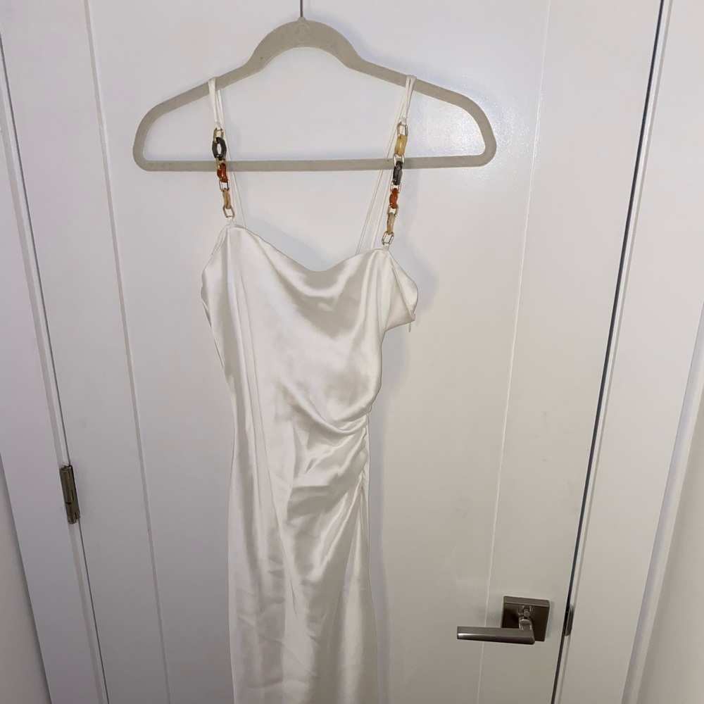 Zara White Dress - never worn & tags still on